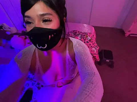 Onlypawzz online show from March 21, 2026, 8:19 am