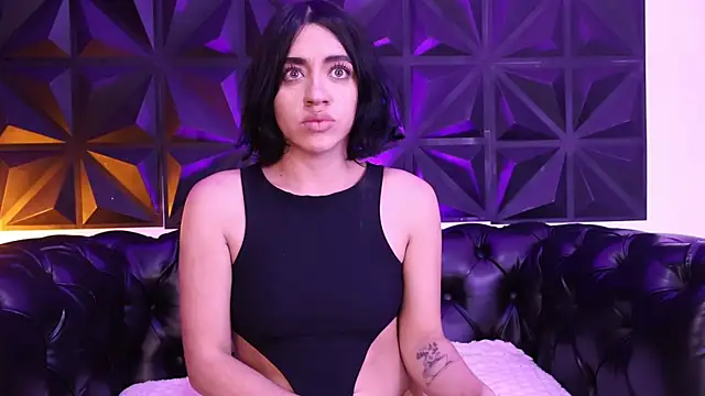 KasiaNoir  online show from December 2, 2025, 12:10 pm