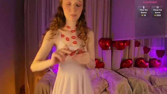 Snapshot of _Rose_Charming_ chatting on February 14, 2025, 9:53 pm Rose Charming online show from February 14, 2025, 9:53 pm