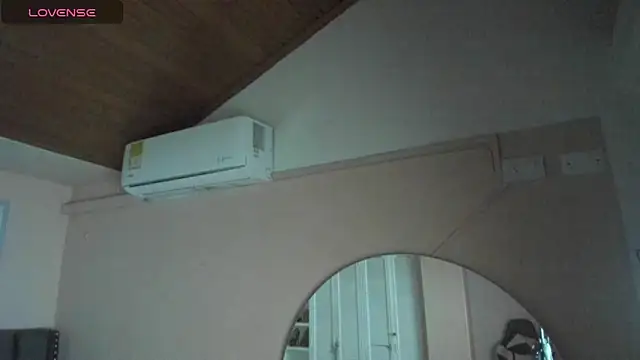 diosa cristal online show from June 26, 2026, 1:43 am