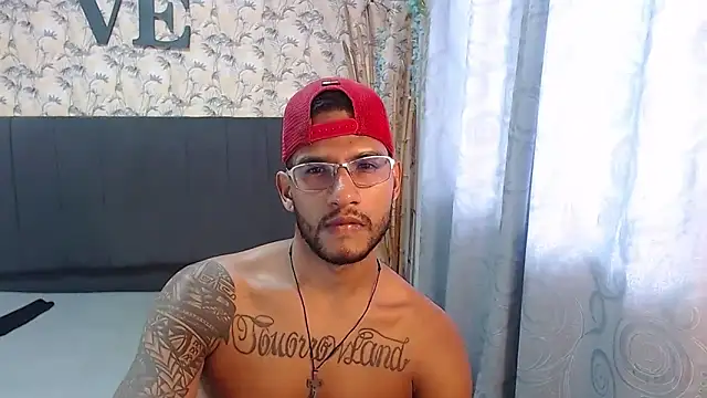 sweet-blowork online show from December 13, 2024, 9:30 pm