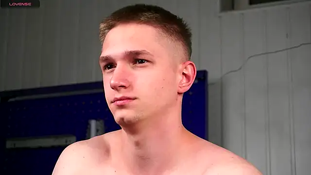 dustyn fox online show from November 23, 2025, 3:23 pm