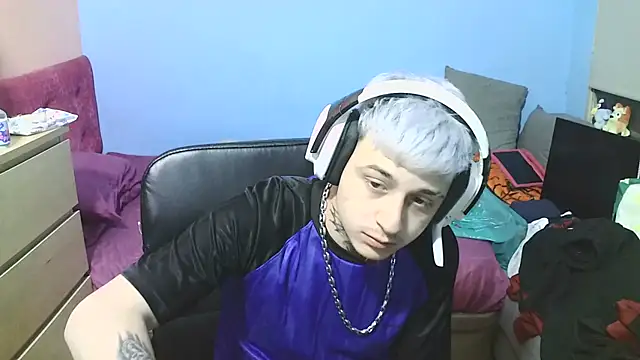 Nenejoven16- online show from February 8, 2025, 2:36 am