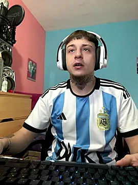 Snapshot of Nenejoven16- chatting on November 13, 2025, 10:25 am Nenejoven16- online show from November 13, 2025, 10:25 am