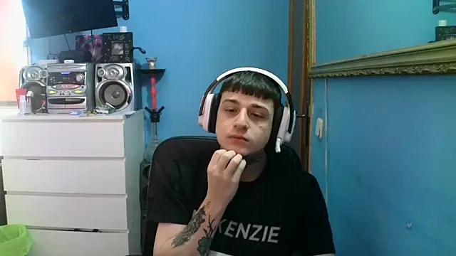 Snapshot of Nenejoven16- chatting on February 20, 2026, 4:40 pm Nenejoven16- online show from February 20, 2026, 4:40 pm