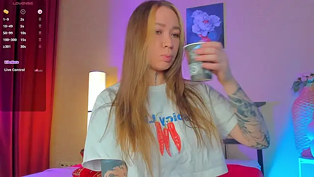  VASILISSA  online show from July 25, 2026, 11:35 pm