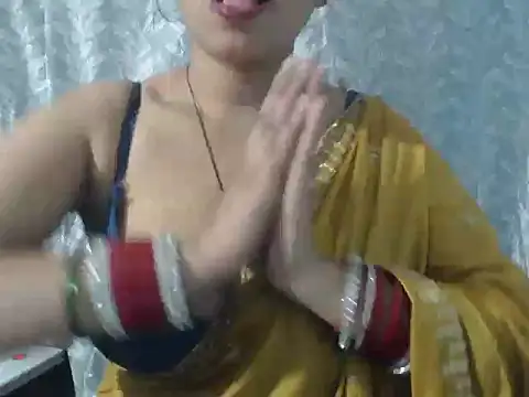 Snapshot of cute-priy chatting on January 8, 2025, 11:32 am cute-priy online show from January 8, 2025, 11:32 am