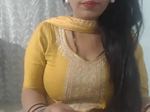 Snapshot of cute-priy chatting on February 27, 2025, 5:24 am cute-priy online show from February 27, 2025, 5:24 am