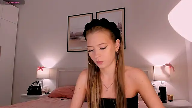 diana nier online show from May 27, 2026, 8:06 pm