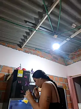 sexy-latin10 online show from October 13, 2025, 1:00 pm