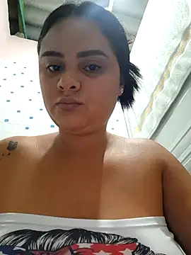 sexy-latin10 online show from October 15, 2025, 10:37 am