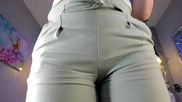 BarbaraTyleer online show from January 3, 2025, 3:44 pm