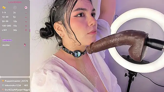 Snapshot of Honey_Jenny_1 chatting on February 26, 2025, 4:36 am Honey Jenny 1 online show from February 26, 2025, 4:36 am