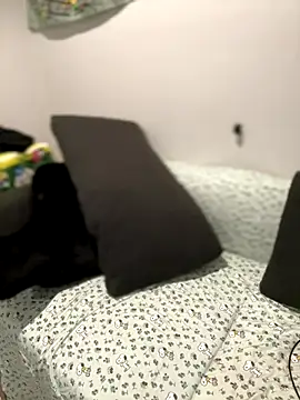 ThicBunz online show from October 28, 2025, 3:58 pm