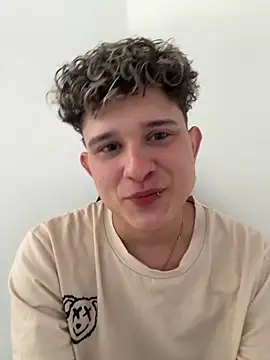 Nathan Bluee online show from April 4, 2026, 4:04 pm