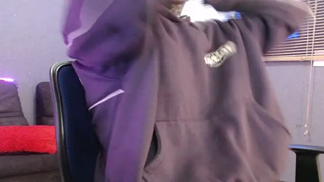 Andy bapho online show from November 12, 2025, 4:07 pm