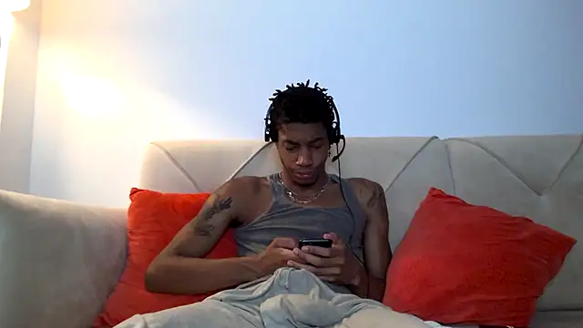 Snapshot of Skinnyblackman chatting on November 5, 2025, 2:55 am Skinnyblackman online show from November 5, 2025, 2:55 am