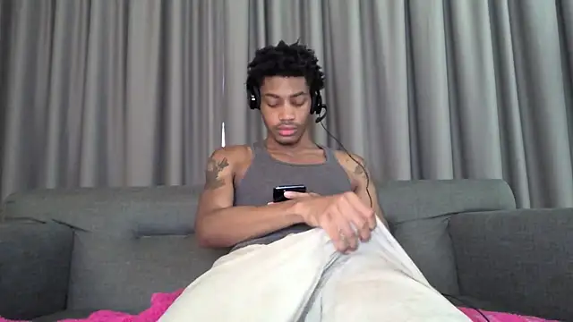Skinnyblackman online show from July 31, 2026, 11:37 pm