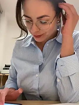 Alicia Hot1 online show from March 3, 2025, 6:22 pm