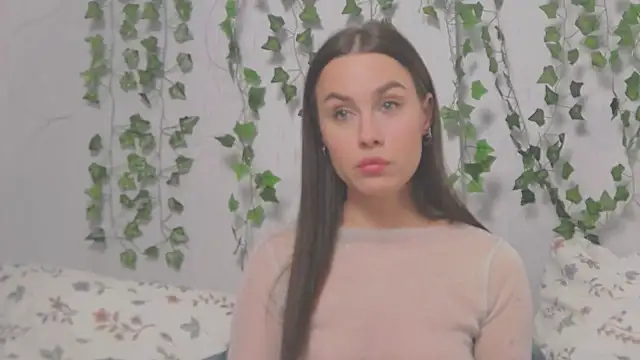 Snapshot of MiaNell chatting on March 4, 2025, 2:27 am MiaNell online show from March 4, 2025, 2:27 am