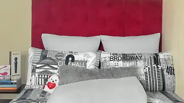 TAWELA998 online show from March 14, 2025, 8:06 pm