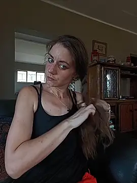 Missmesexycouple69 online show from January 7, 2026, 2:19 pm