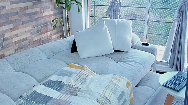 Snapshot of zaiin_diesel chatting on December 17, 2024, 11:28 am zaiin diesel online show from December 17, 2024, 11:28 am