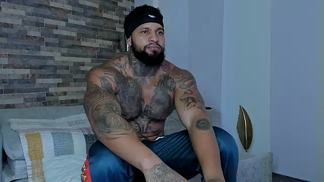 Snapshot of zaiin_diesel chatting on March 7, 2025, 6:43 pm zaiin diesel online show from March 7, 2025, 6:43 pm