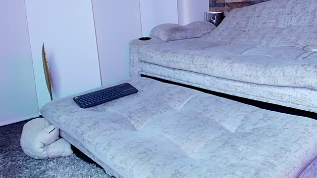 Snapshot of zaiin_diesel chatting on September 13, 2025, 11:32 am zaiin diesel online show from September 13, 2025, 11:32 am