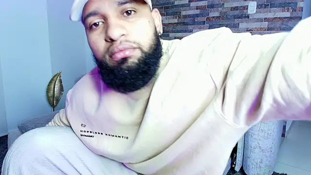 Snapshot of zaiin_diesel chatting on September 22, 2025, 10:39 am zaiin diesel online show from September 22, 2025, 10:39 am