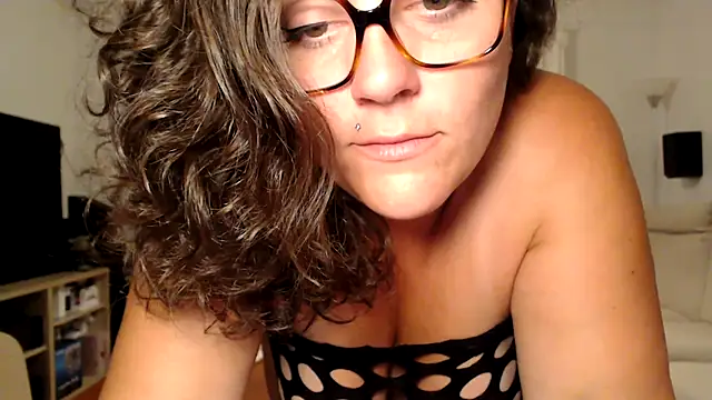 Snapshot of vagina02cam chatting on June 27, 2026, 12:37 am vagina02cam online show from June 27, 2026, 12:37 am