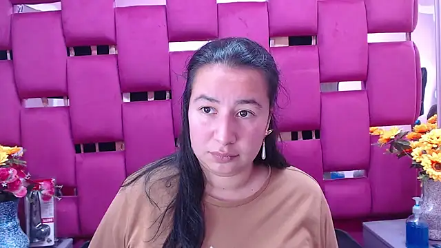 Snapshot of NaomyPrinces chatting on January 14, 2025, 1:28 pm NaomyPrinces online show from January 14, 2025, 1:28 pm