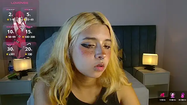 Snapshot of april_bunnyy chatting on February 7, 2025, 10:20 pm april bunnyy online show from February 7, 2025, 10:20 pm