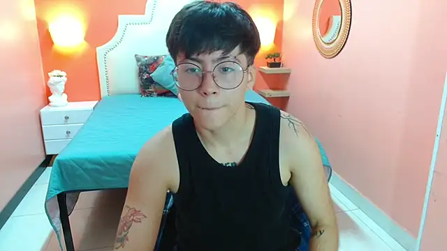 Snapshot of luke_morgans chatting on January 15, 2025, 2:35 pm luke morgans online show from January 15, 2025, 2:35 pm