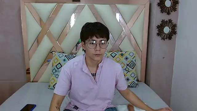 Snapshot of luke_morgans chatting on February 11, 2025, 9:56 pm luke morgans online show from February 11, 2025, 9:56 pm