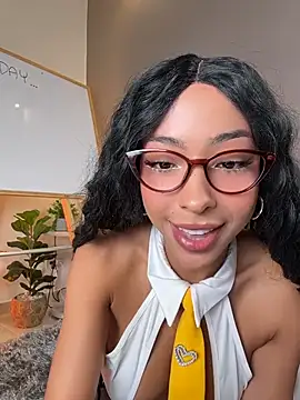 OSHUN  online show from August 5, 2026, 12:52 pm