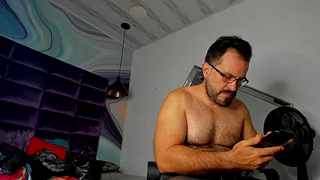 SbasTone Muscle online show from February 19, 2025, 1:28 pm