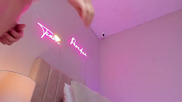  angela x online show from January 25, 2025, 5:51 pm