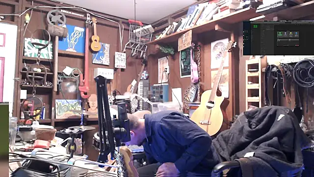 itsjameswebbscope online show from December 3, 2025, 3:32 pm