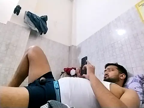 bigvorn6 online show from April 1, 2026, 1:52 pm