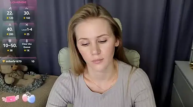 Snapshot of IsabelAllen chatting on December 13, 2024, 2:05 pm IsabelAllen online show from December 13, 2024, 2:05 pm