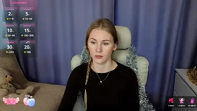 Snapshot of IsabelAllen chatting on December 27, 2024, 12:01 pm IsabelAllen online show from December 27, 2024, 12:01 pm