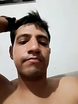 Snapshot of LiosArmando420 chatting on September 20, 2025, 2:01 am LiosArmando420 online show from September 20, 2025, 2:01 am