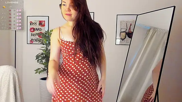 VanessaSmuth online show from September 25, 2025, 1:42 am