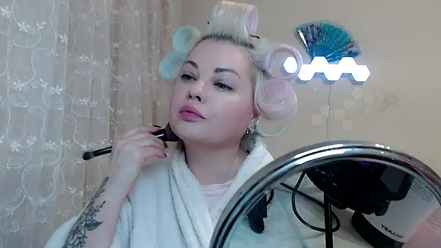 JewellKiss7 online show from November 11, 2025, 12:32 am