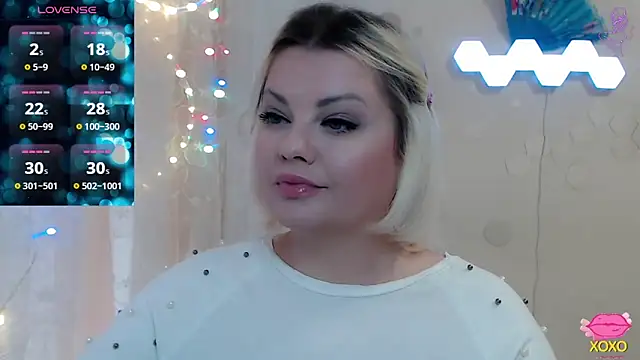 JewellKiss7 online show from April 8, 2026, 12:49 pm