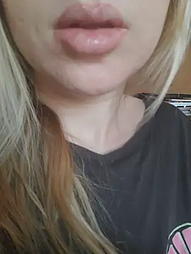 Linda 999 online show from March 7, 2025, 8:23 am