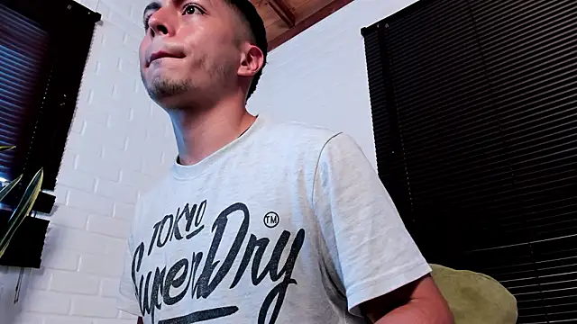 SAMUEL OBRIAN online show from February 9, 2026, 2:21 pm