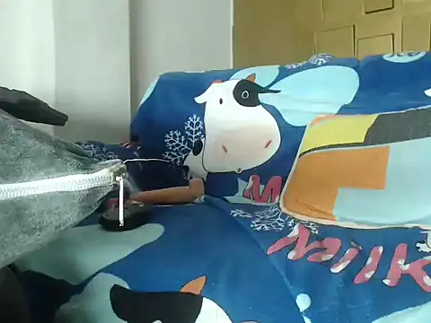 latinboydig online show from February 10, 2025, 1:24 am