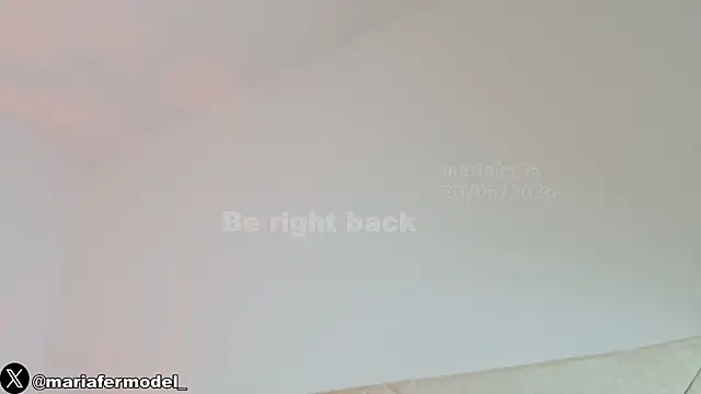 Mariafer05 online show from May 20, 2026, 4:02 pm